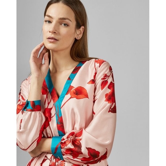 Ted Baker KAROLYN Fantasia Bow Neck Midi Dress Pin - Picture 4 of 8